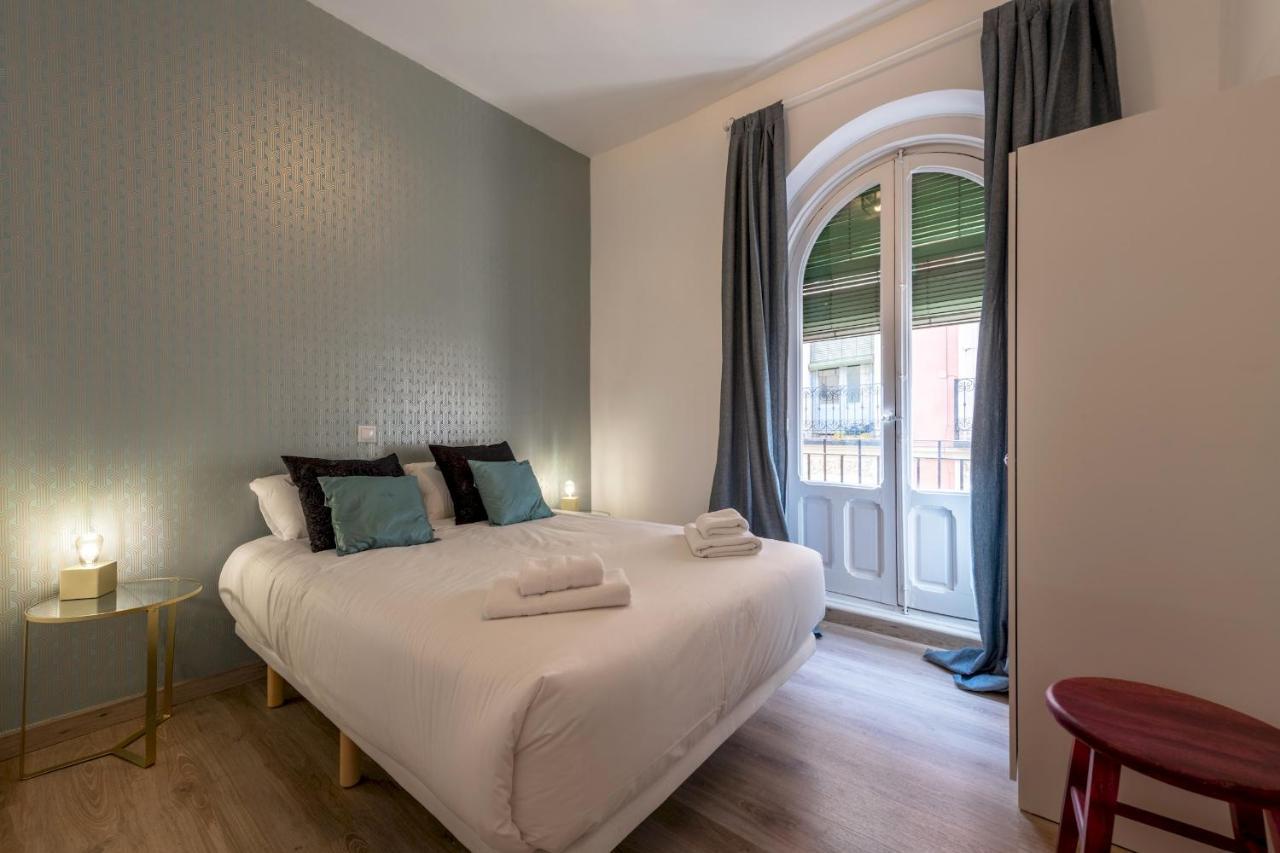 3 Bedrooms 1 Bathroom Furnished - Lavapies- Mintystay Madri Exterior foto