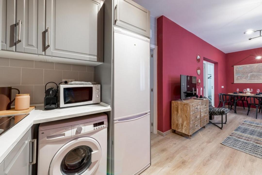 3 Bedrooms 1 Bathroom Furnished - Lavapies- Mintystay Madri Exterior foto